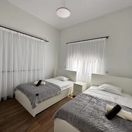 New Heaven In Sea Caves * Peyia